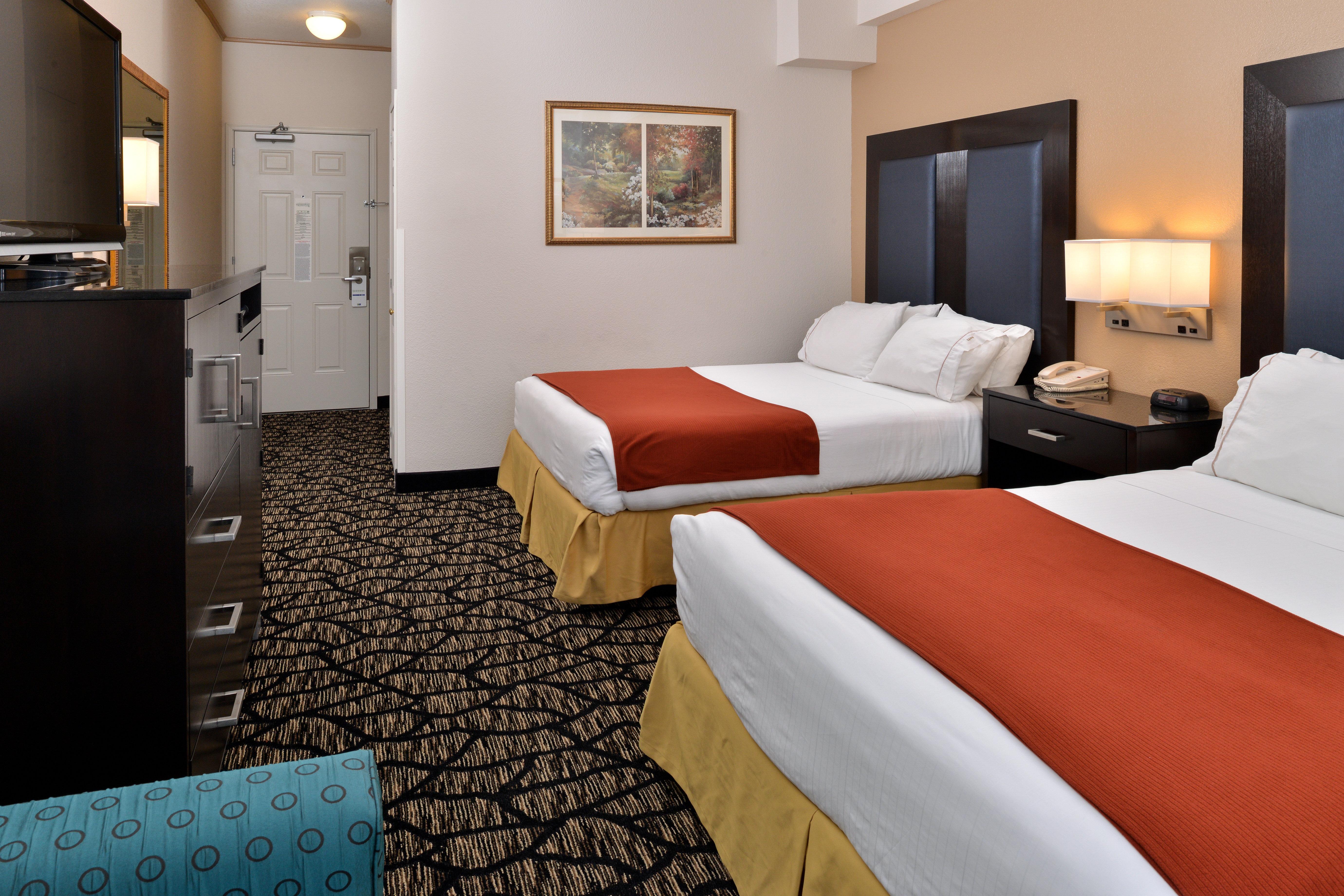 Holiday Inn Express & Suites Tacoma South - Lakewood By Ihg Buitenkant foto