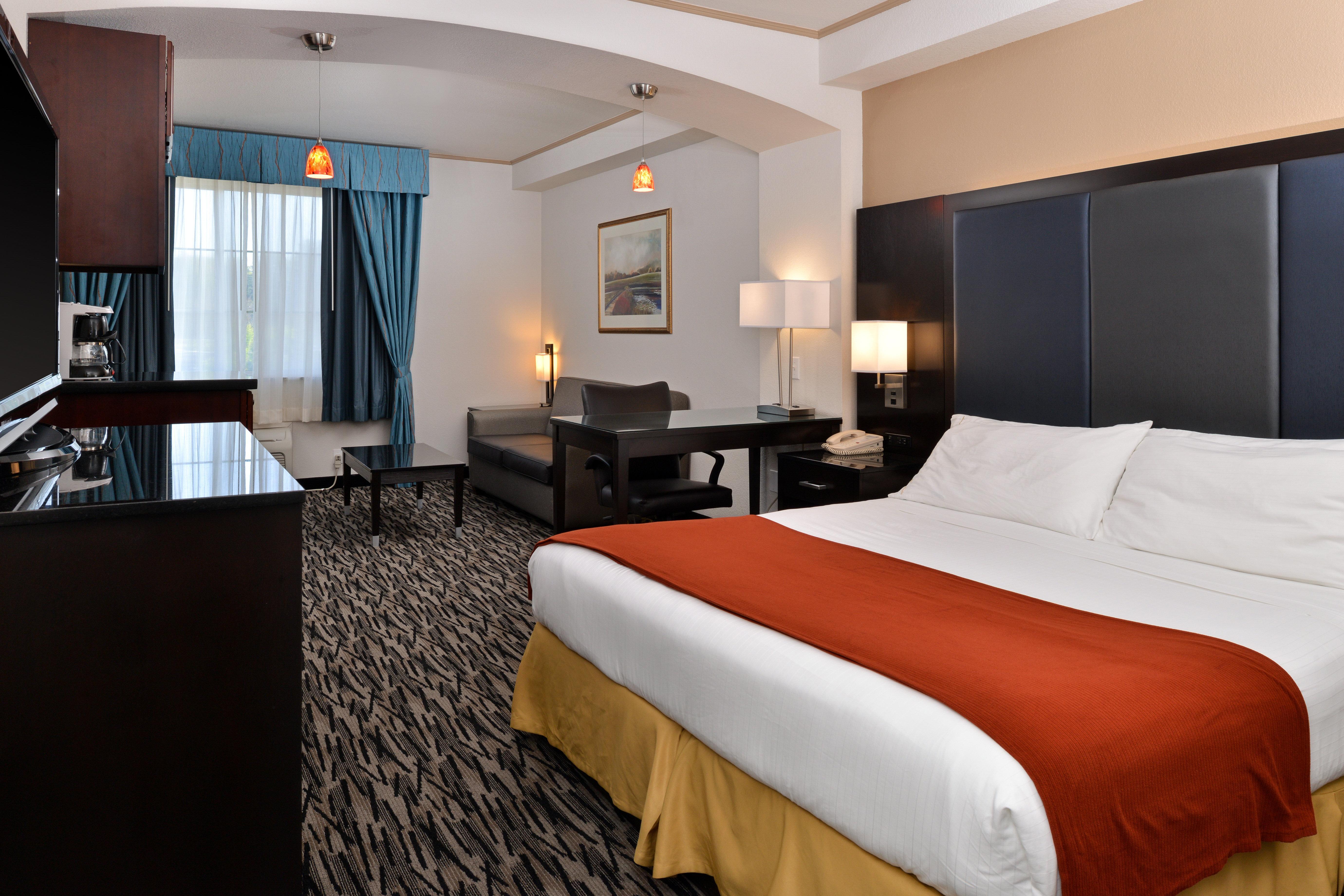 Holiday Inn Express & Suites Tacoma South - Lakewood By Ihg Buitenkant foto